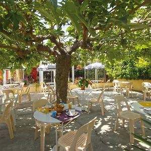 La Croix De Malte Hotel La Ciotat